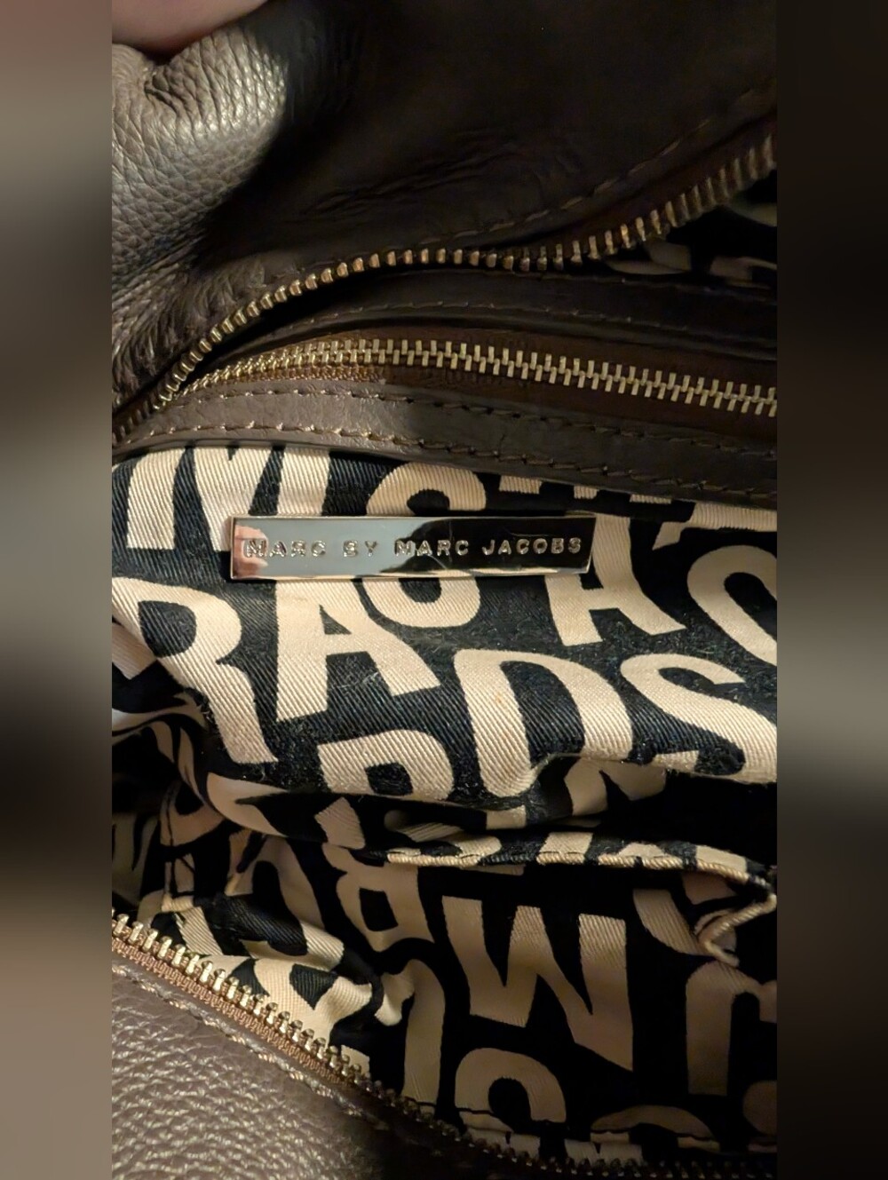 RARE Y2K Beautiful Marc Jacobs Silver Metallic Satchel with Grey Leather Trim - Picture 10 of 10
